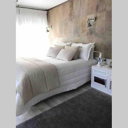 Piso Otero Ocampo, En El Centro De Sanxenxo Apartment Pontevedra Bagian luar foto